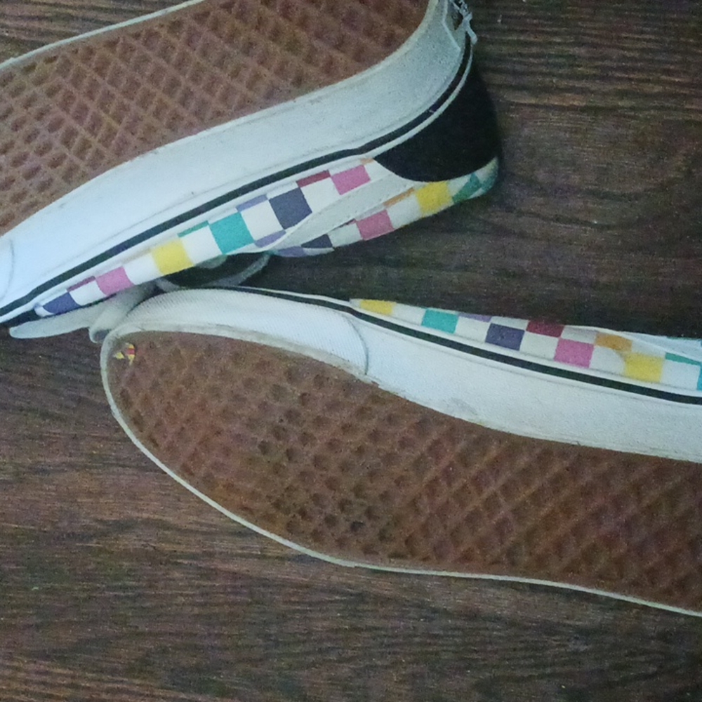 Shoes - Picture 2 of 2